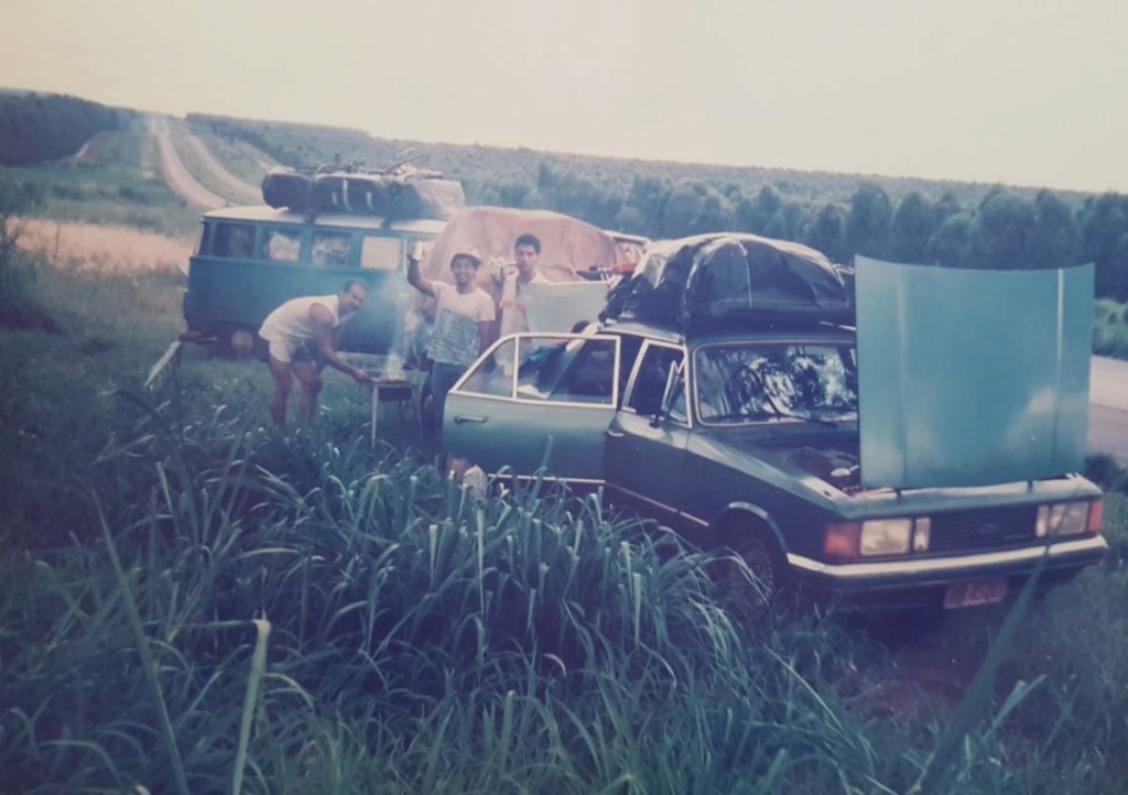 Fotos de época, só foto antiga de opalas - Página 7 7-viag10