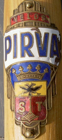 Pirva fabriqué à Sint Truiden (Saint Trond) Belgique Pirva10