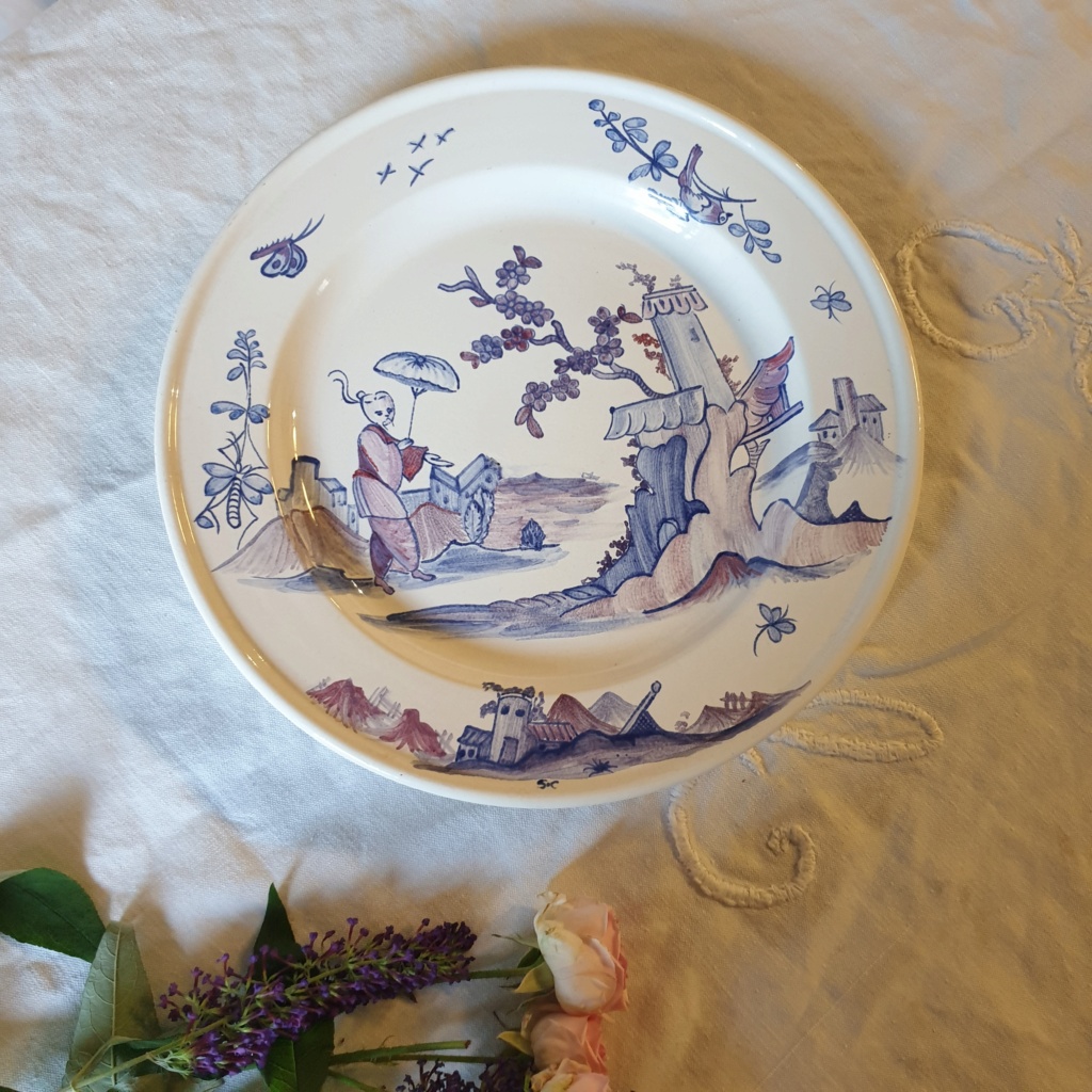 French /chinoiserie hand painted plate signed S.C - Saint Clement??  20210720