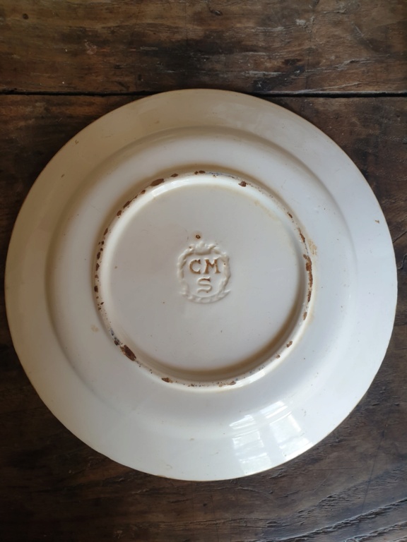 Old willow plates stamped "CMS" in wreath w crown, possibly French? Czech? 20210915