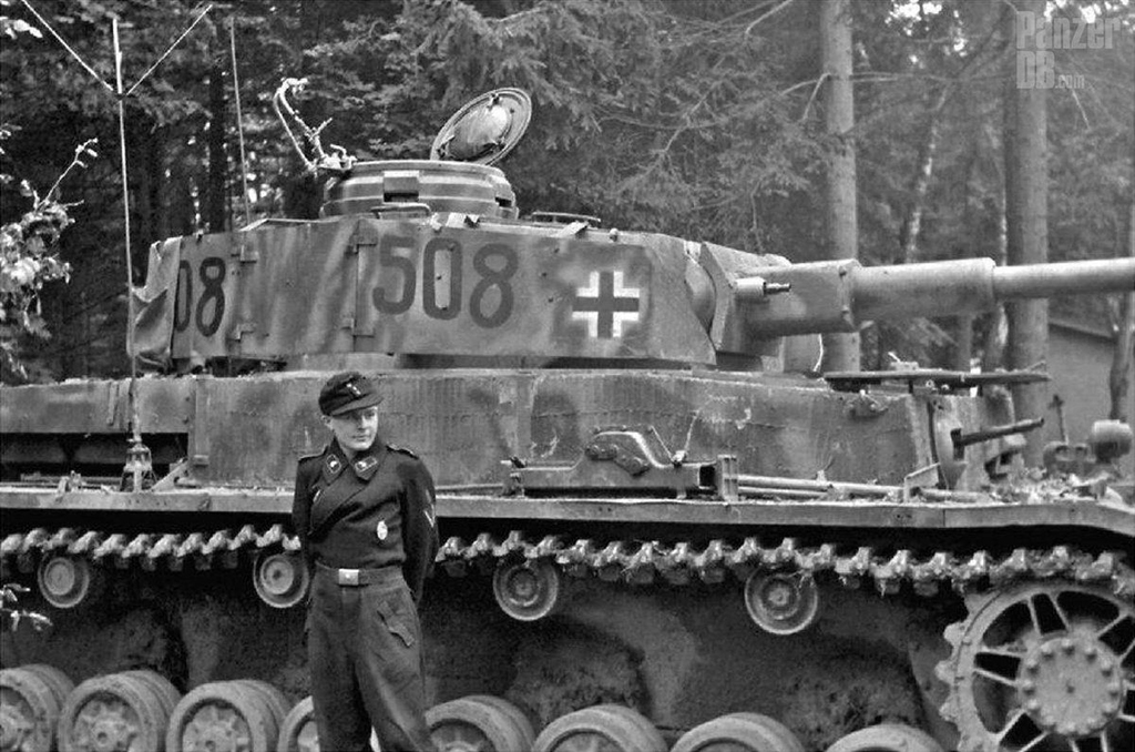 Petit dio Panzerkampfwagen IV Ausf.J [Tamiya 1/35°] de tatal 57 05710