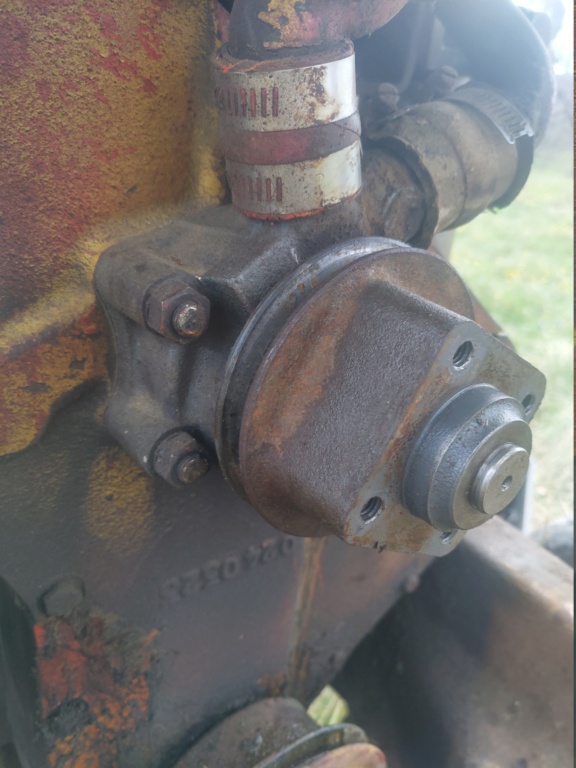 renault 3042 aide pour réference pompe à eau et moteur perkins Img_2014