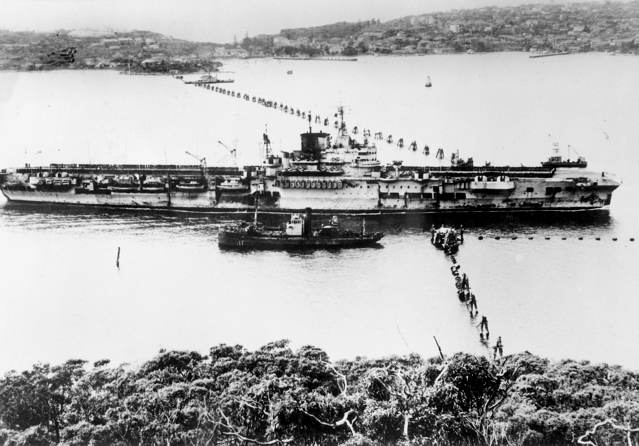 Le raid des sous-marins de poche japonais dans le port de Sydney  Formid10