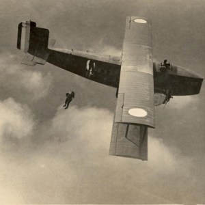 Quand les parachutistes français étaient instruits en URSS  Nr-16711