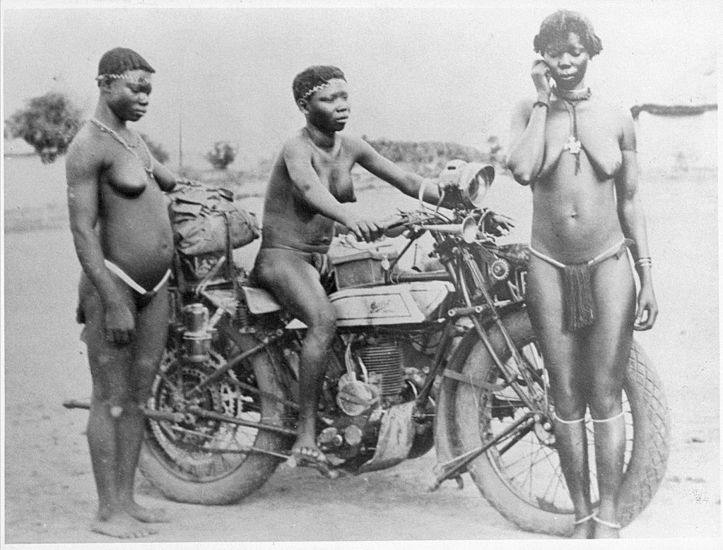 Babes & Bikes - Page 14 15834310