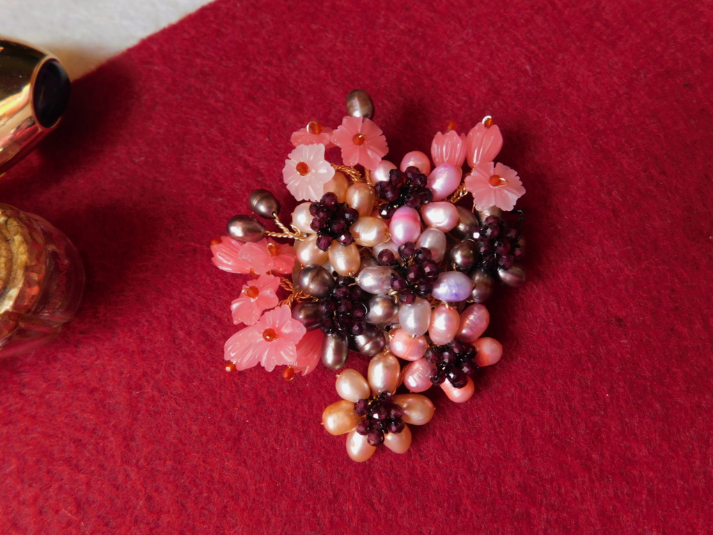 „Flori de piatră-Bijoux" albumul II-bijuterii artizanale marca Didina Sava Dscn4010