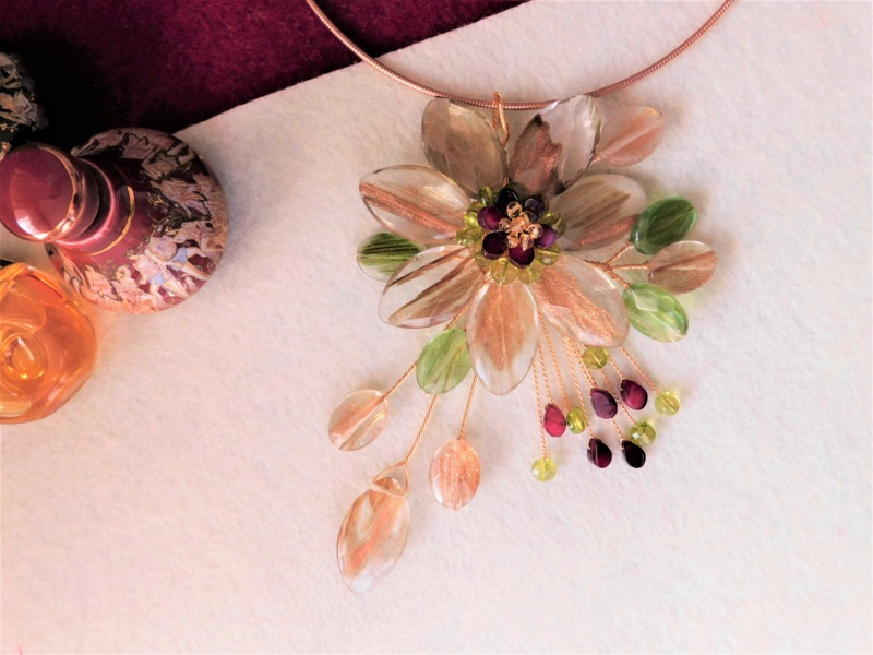 „Flori de piatră-Bijoux" albumul II-bijuterii artizanale marca Didina Sava Dscn5111
