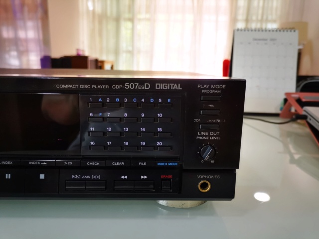 Sony CDP-507ESD High End Player (Used) Img_2307