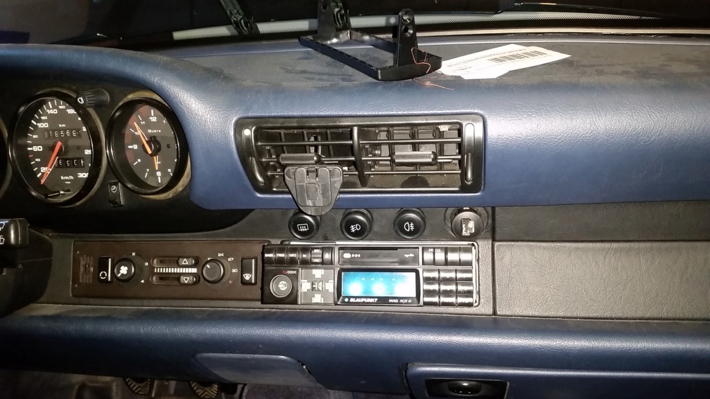 Blaupunkt RCR 41 avec affichage bleu dans mon coupé bleu  20181011