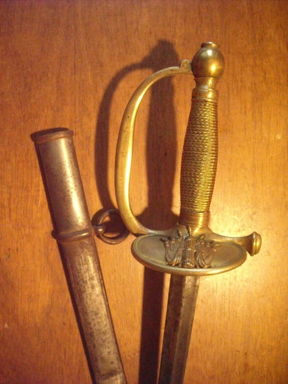 Le point sur les épées  de gendarmerie : épées d'officier Dscn1916