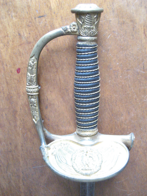 Etrange Epée d'Officier Français M 1817 à lame ciselée type glaive Klingenthal Img_1310