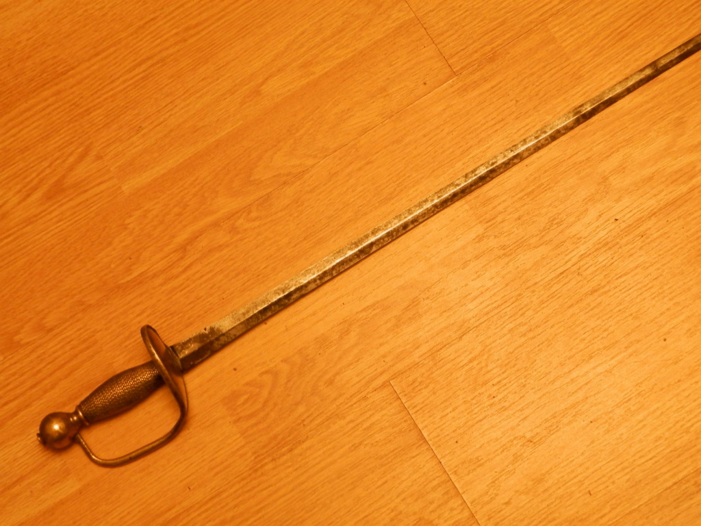 Forte épée type 1680 Pc110210