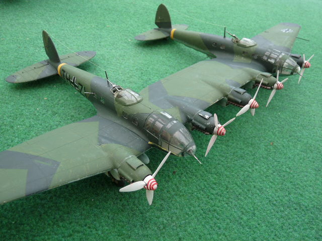 [Italeri] - Heinkel He 111 Z Zwilling P1030714