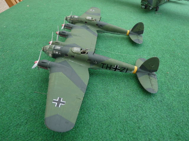 [Italeri] - Heinkel He 111 Z Zwilling P1030719