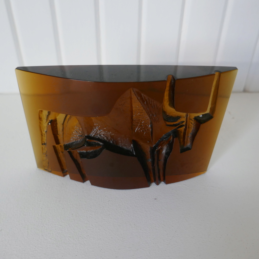Mid Century Intaglio glass bull paperweight ? P1070510