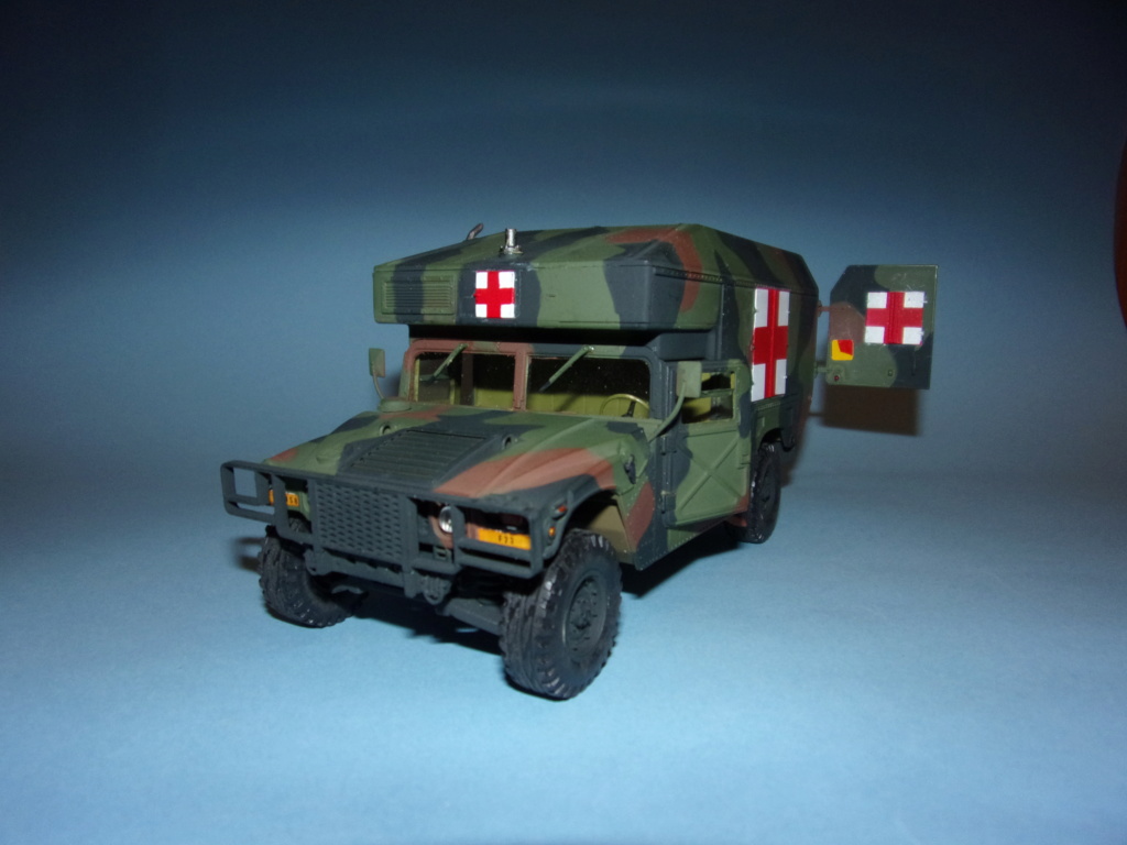 [Concours Corona models] M997 Maxi Ambulance (Academy - 1/35éme] photos finales 105_6370