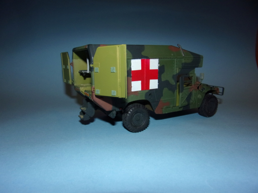 [Concours Corona models] M997 Maxi Ambulance (Academy - 1/35éme] photos finales 105_6374