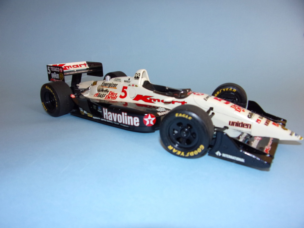 NEWMANN HAAS LOLA T93/00 FORD [TAMIYA - 1/20éme Snap-loc] - Page 2 105_7290