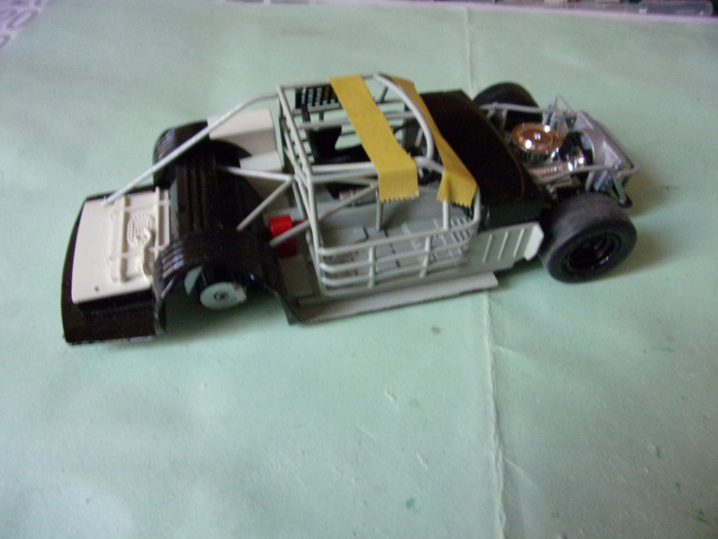 #24  DU PONT - Jeff GORDON  (AMT-ERTL 1/25éme) 105_9677