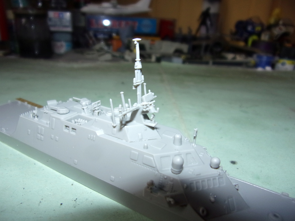 U.S.S FREEDOM LCS-1 (dragon - 1/700éme) 107_6010