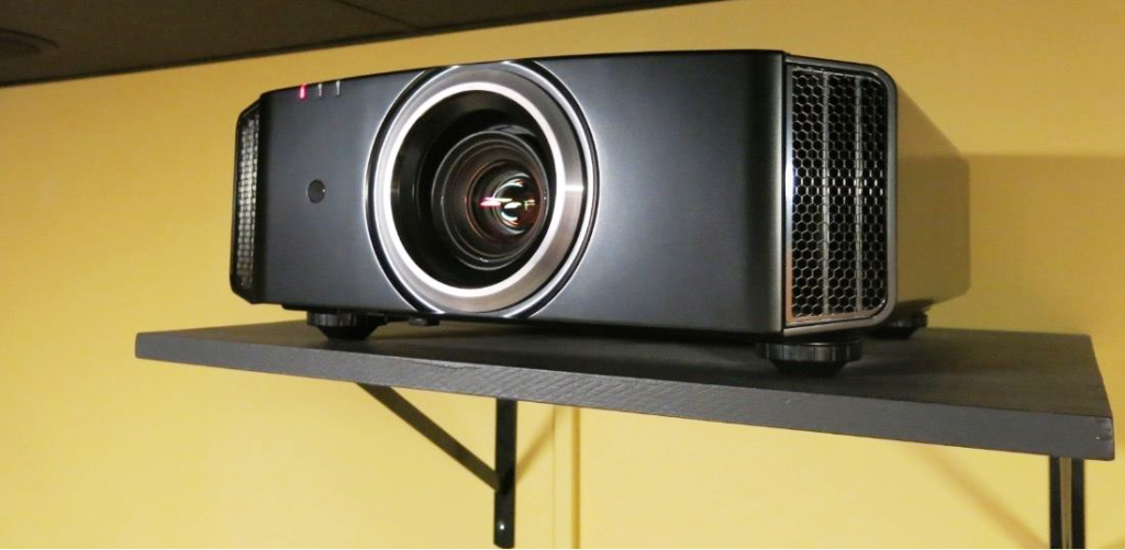 JVC DLA-RS66U (DLA-X95R) Projector-Reference Series Home Cinema 4K Projector-Sold 110