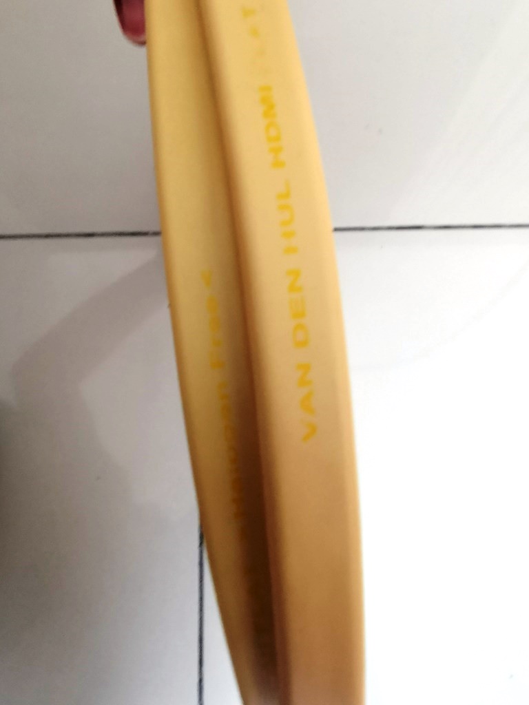Van den Hul VDH HDMI Flat Cable (10 meters)-Used-Sold Img_2042