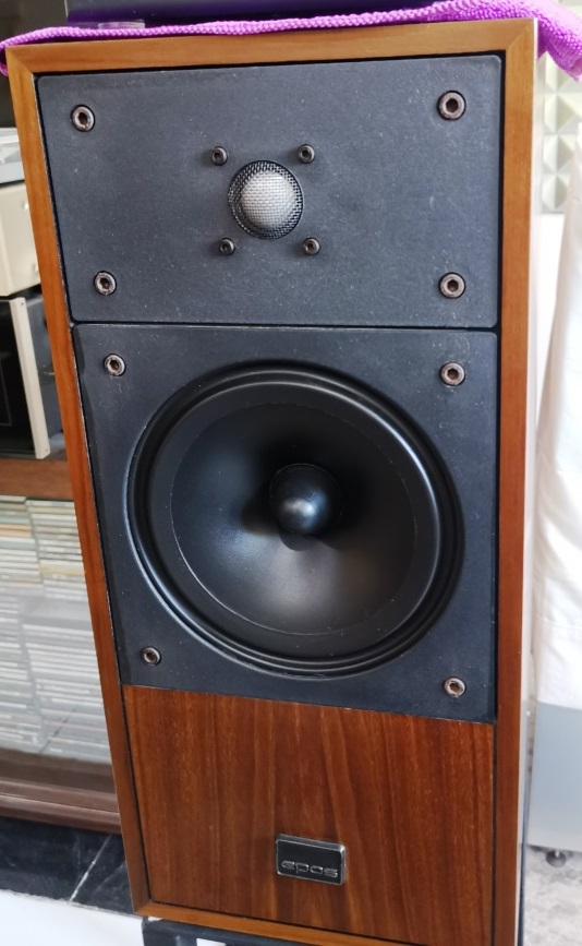 Epos ES14 Biwire Hifi Speaker (England Hand Made) With Original Stands Img_2131