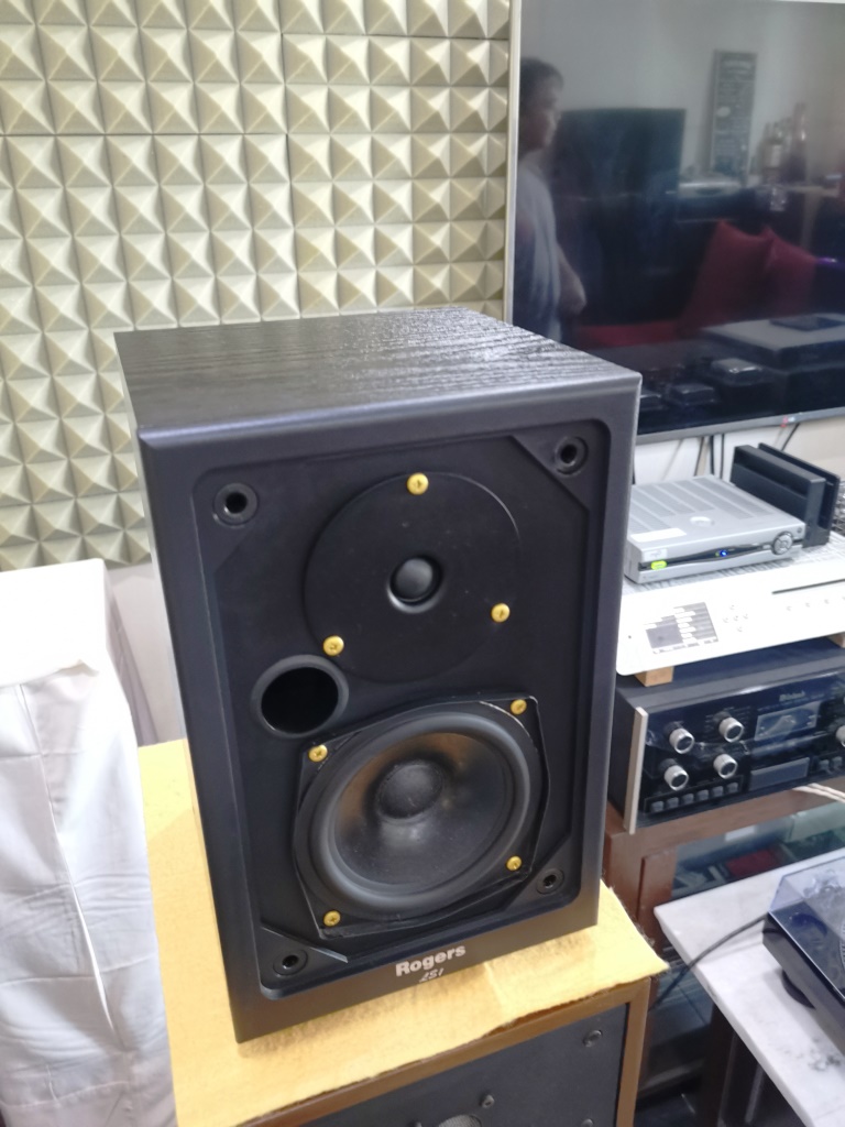 Rogers LS-1 Classic Monitor Speakers, Sweet British Sound (Used In Good Condition) Img_2148