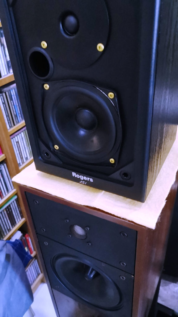 Rogers LS-1 Classic Monitor Speakers, Sweet British Sound (Used In Good Condition) Img_2150