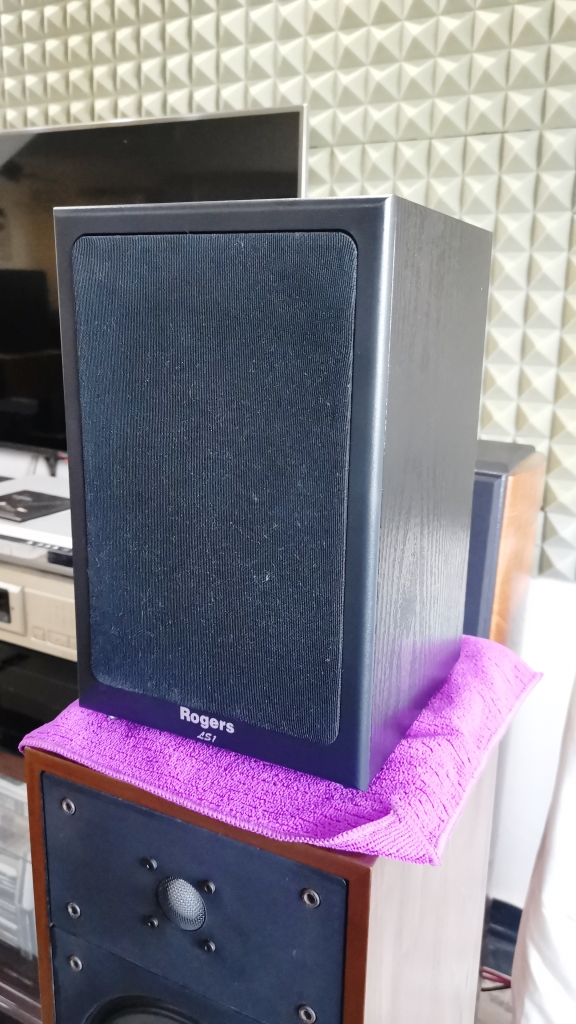 Rogers LS-1 Classic Monitor Speakers, Sweet British Sound (Used In Good Condition) Img_2152