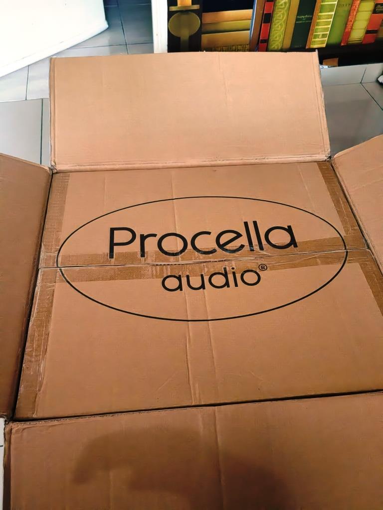 Procella P8 Centre Speaker New MK2 Version (Made in Sweden)-Brand New Inside Box Img_2429