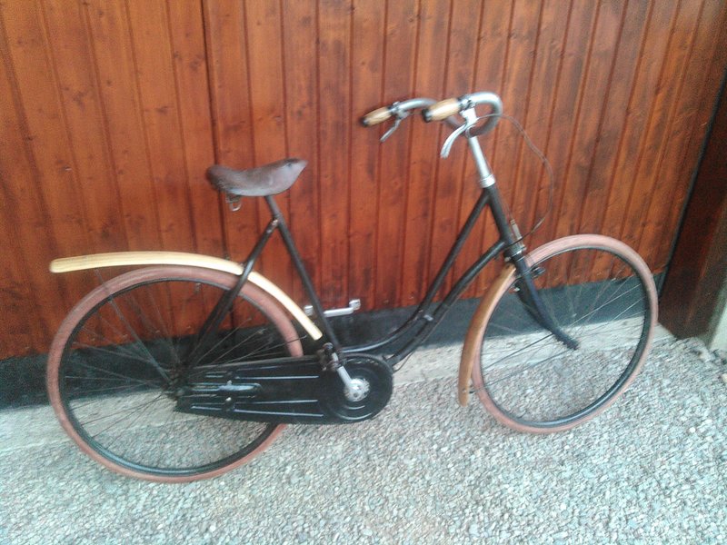 Col de cygne Peugeot année inconnue autogène Kimg0446