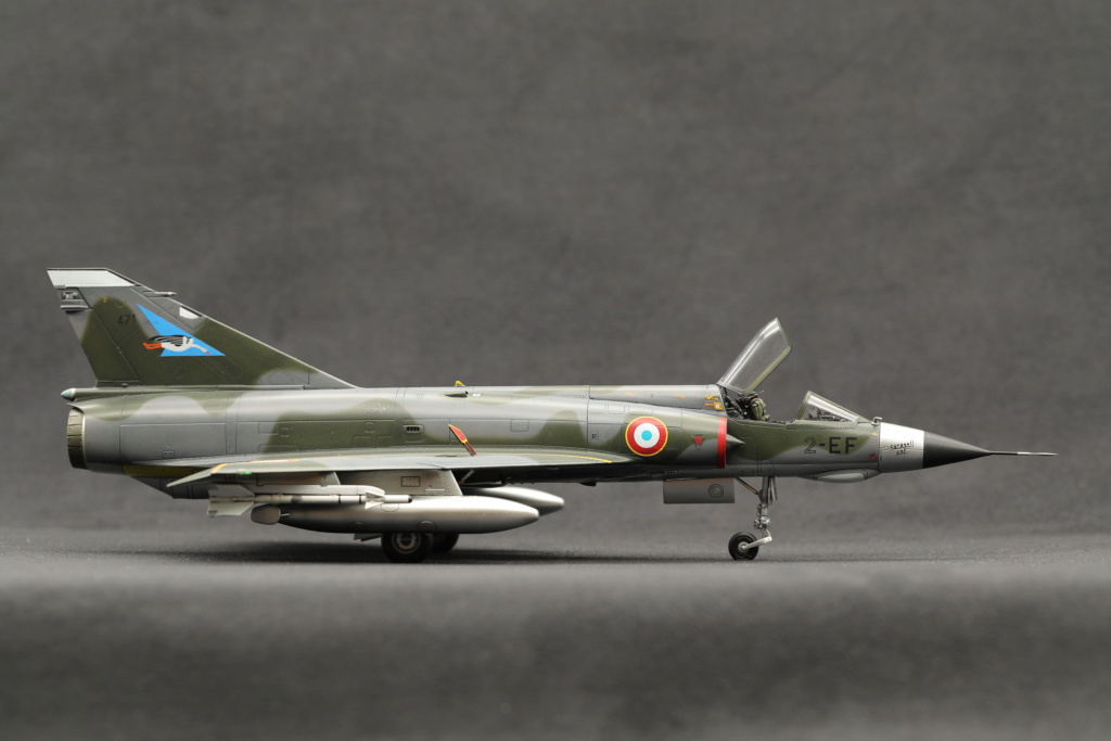 Mirage III E 1/2 Cigognes 2-EF Kinetic 1/48 410a2411