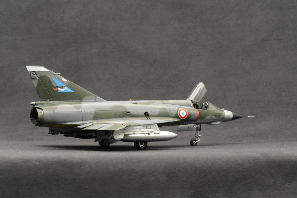 Mirage III E 1/2 Cigognes 2-EF Kinetic 1/48 410a2415
