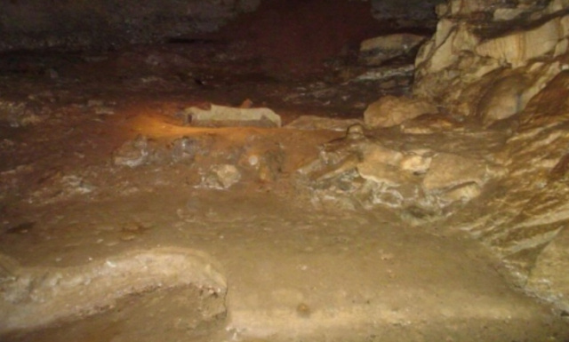 Пещера ведьмы Беллов Scree146