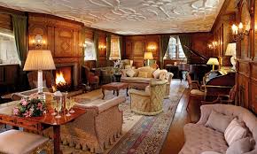 Elizabeth Boleyn's Sitting Room Downlo48