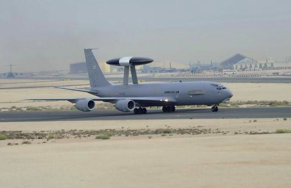 La France enverra un avion E-3F AWACS au Qatar pour surveiller la Coupe du monde de football en 2022 Qqqqqq12