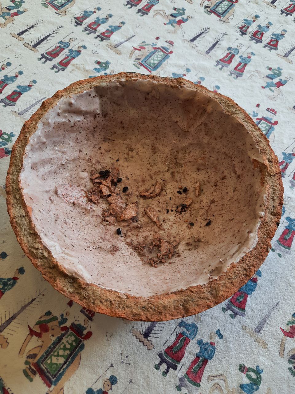 Help with identifying the pottery type and origin Photo112