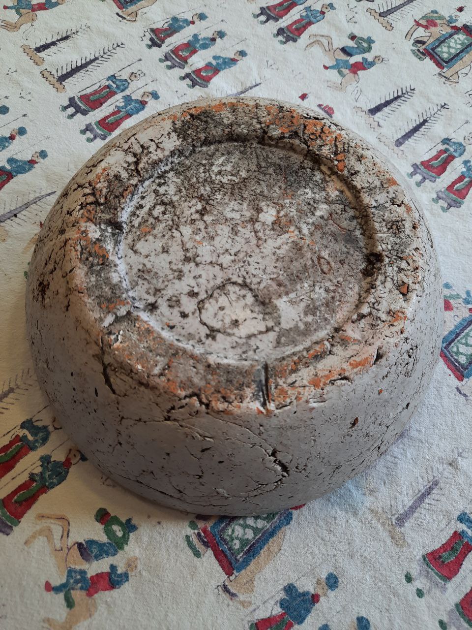 Help with identifying the pottery type and origin Photo114