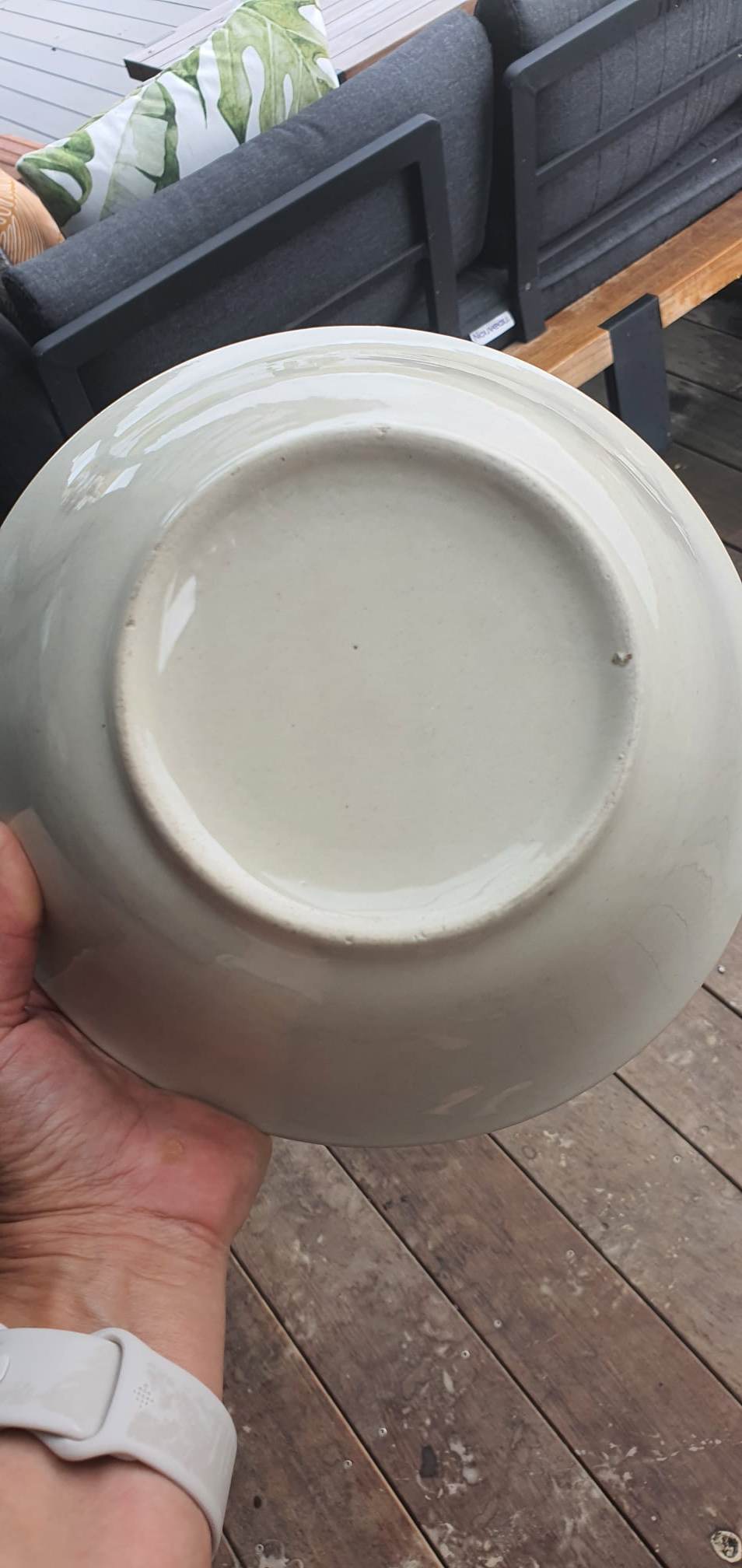 Is this bowl Crown Lynn? 32370110