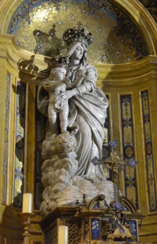 Nuestra Señora de las Victorias / Sede del Vaticano Captur12