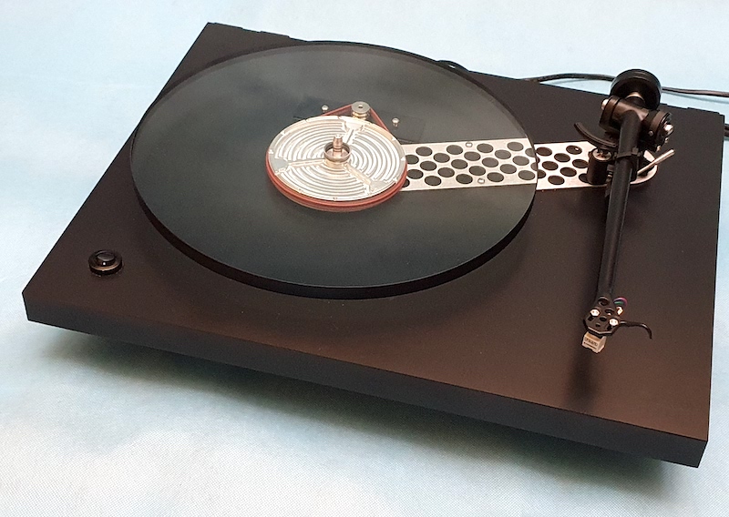 Rega Planar 3 turntable SOLD Rega-b10