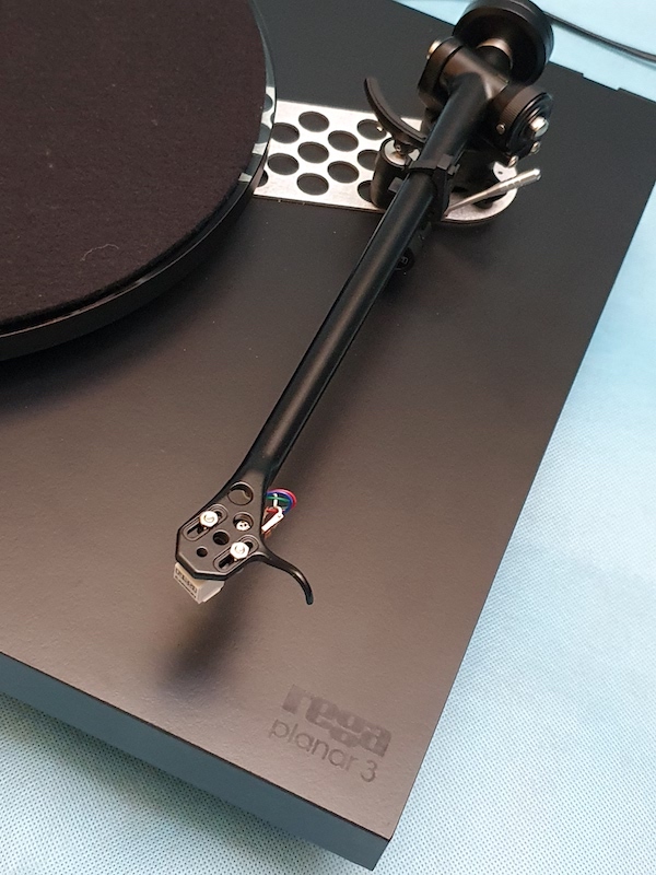 Rega Planar 3 turntable SOLD Rega-d10