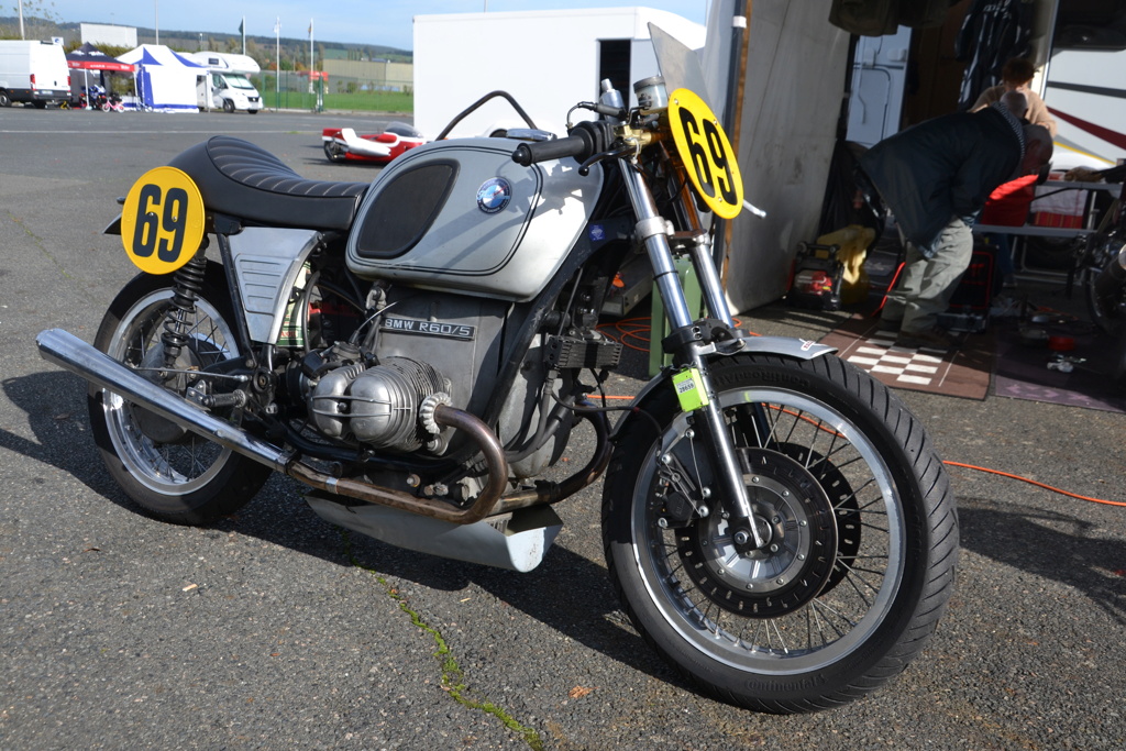 Vitesse motos anciennes à Magny Cours - Page 2 Dsc_0716