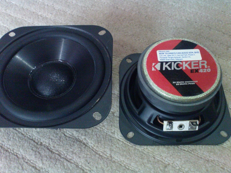 Kicker EX420 midrange speakers (Used) Dsc02327