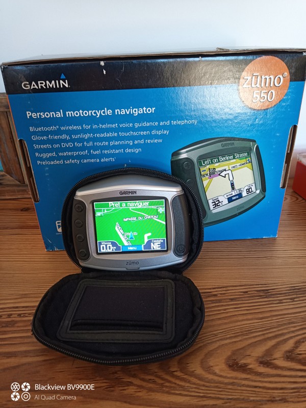 [Vendu] GPS GARMIN Zumo 550 avec cartographie d'Europe à jour. Img_2085