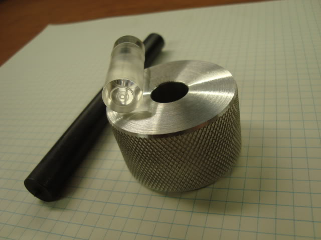 Optical center punch (Pointeur optique de centre) Dsc00111