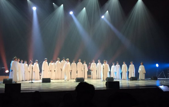 Les concerts et sorties (prestations live de Libera) [2000 → présent] - Page 4 2016b10