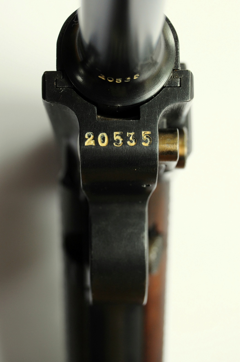 Parabellum P 06/29 pistolet d'ordonnance suisse - Page 2 Waffen13