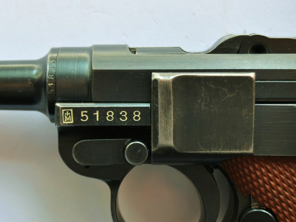 Parabellum P 06/29 pistolet d'ordonnance suisse - Page 2 Waffen15